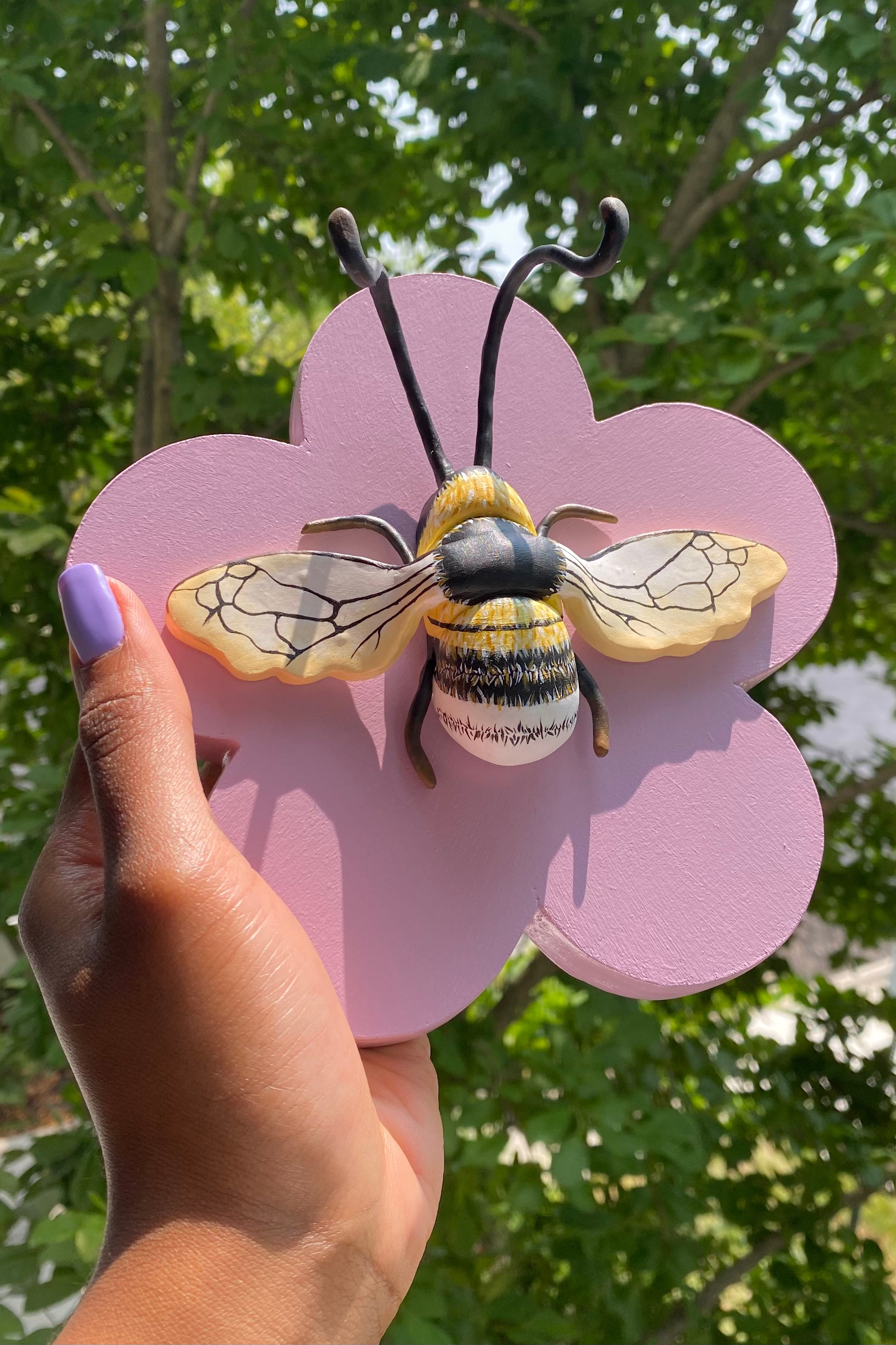 bumblebee keyholder – shaped home